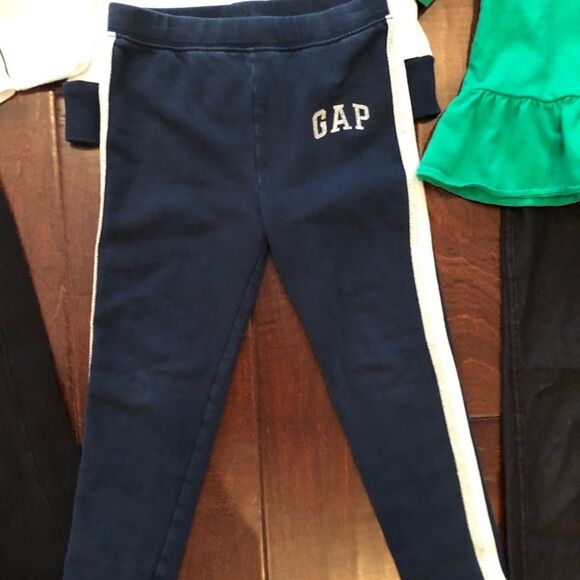 Bundle of long sleeves and pants - Picture 4 of 8